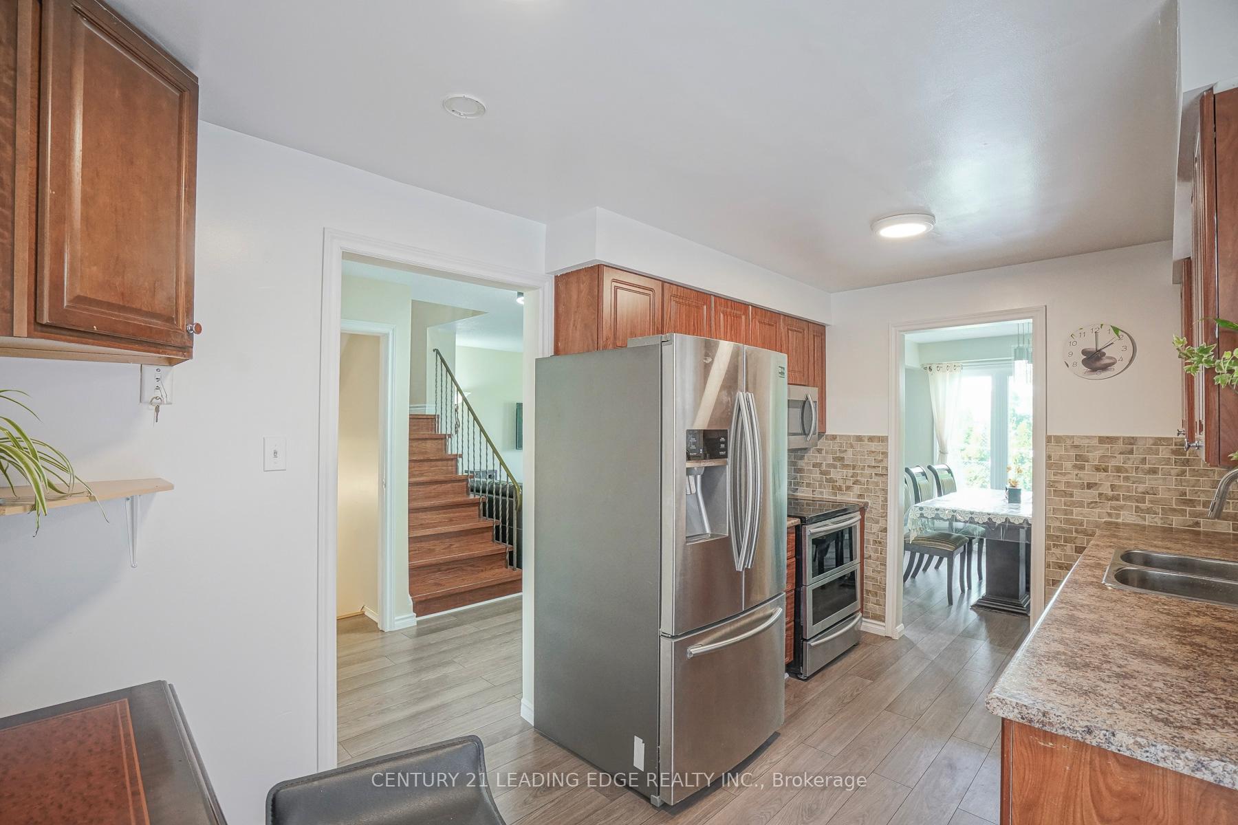 Photo 9 of Unit Upper, 29 Junewood Crescent, Brampton, Northgate — HOMEH