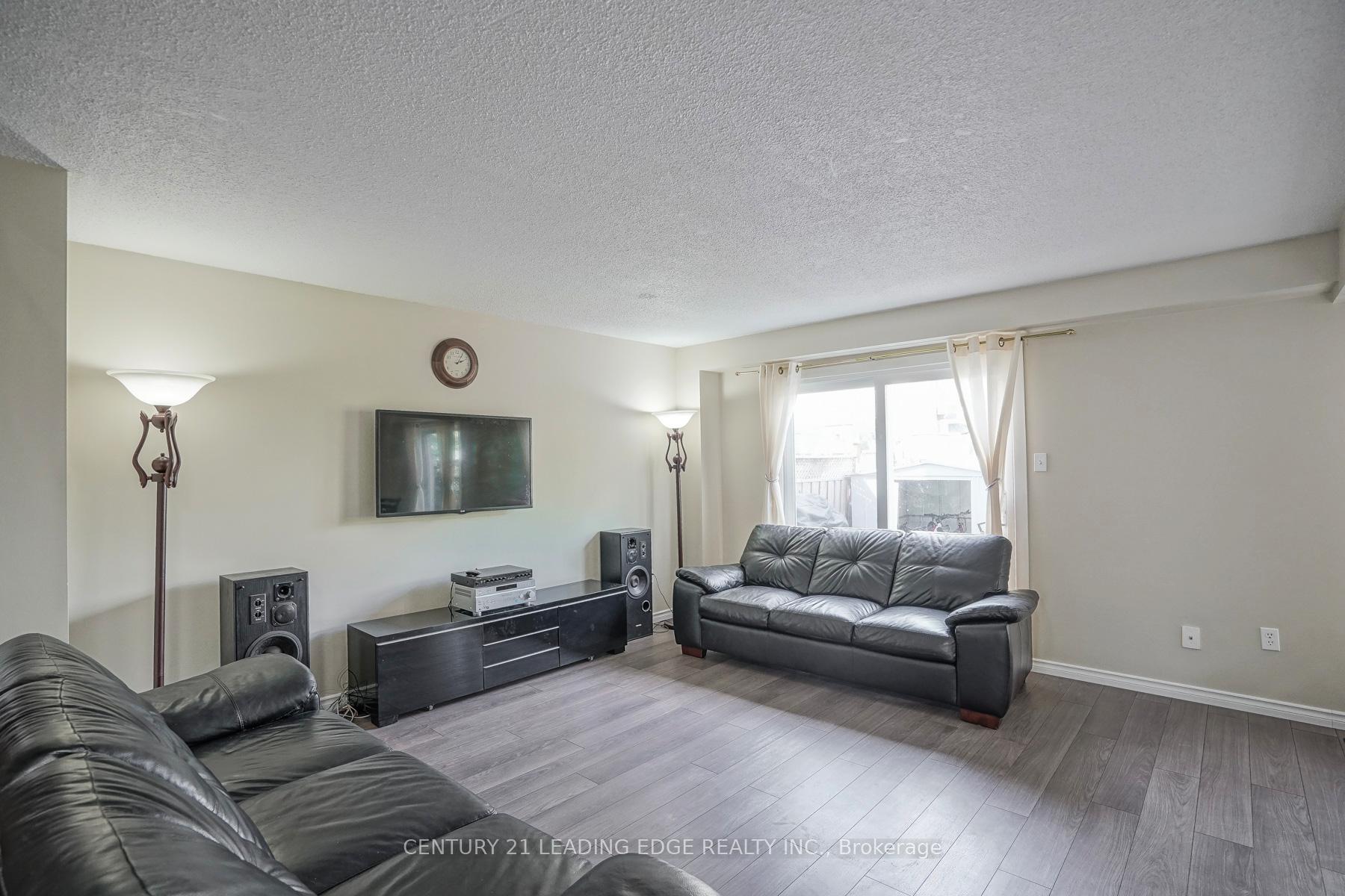 Photo 15 of Unit Upper, 29 Junewood Crescent, Brampton, Northgate — HOMEH