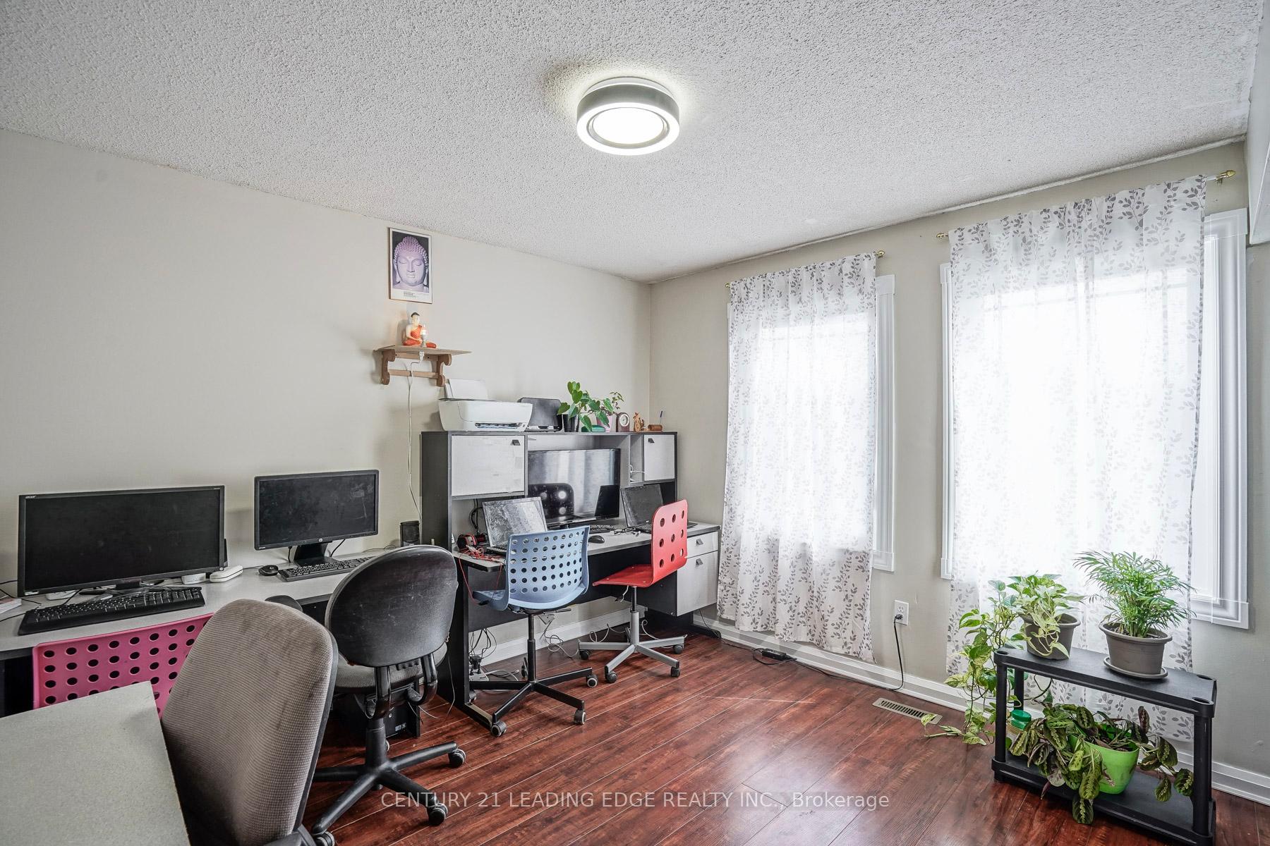 Photo 22 of Unit Upper, 29 Junewood Crescent, Brampton, Northgate — HOMEH