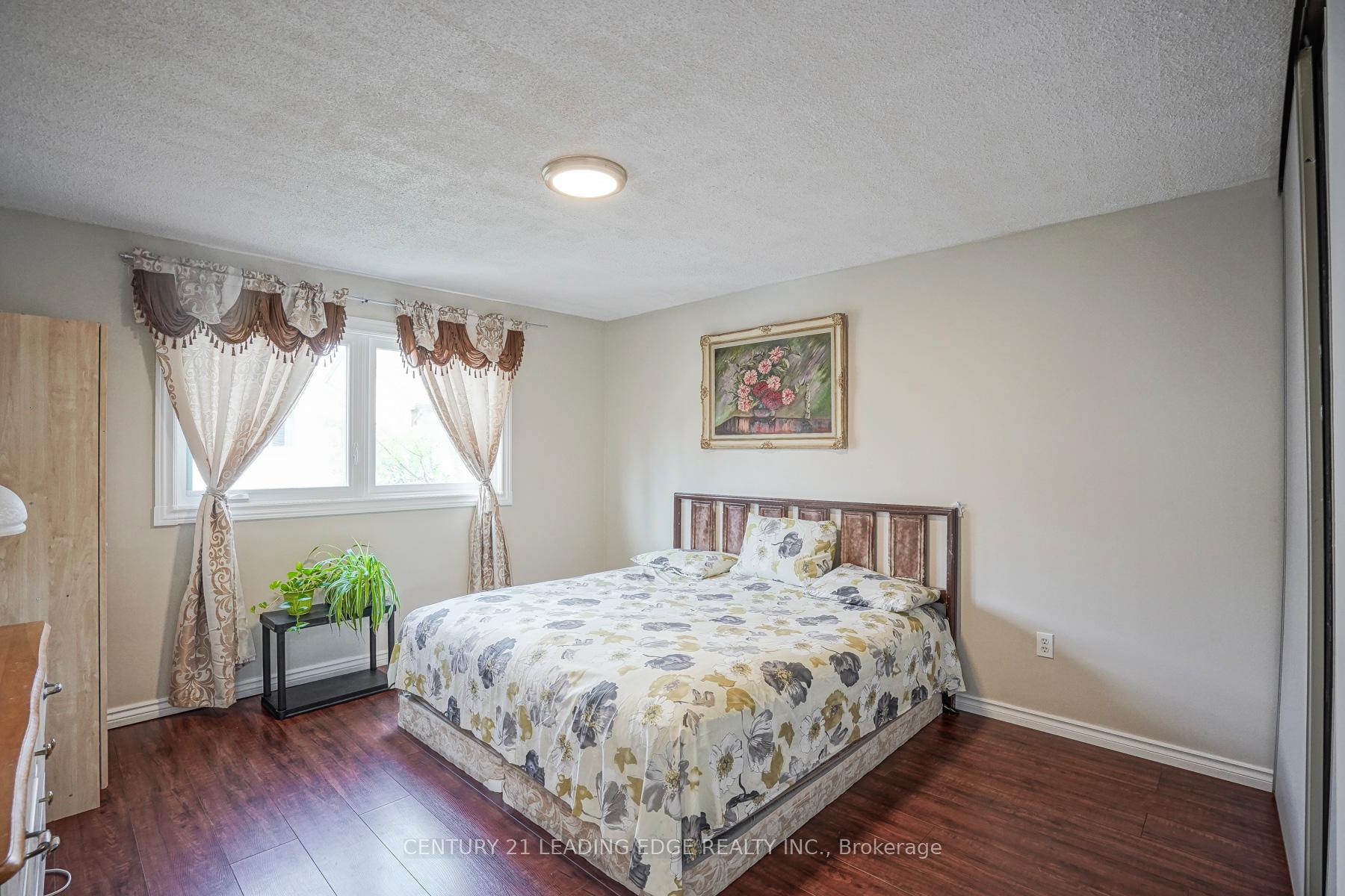 Photo 25 of Unit Upper, 29 Junewood Crescent, Brampton, Northgate — HOMEH