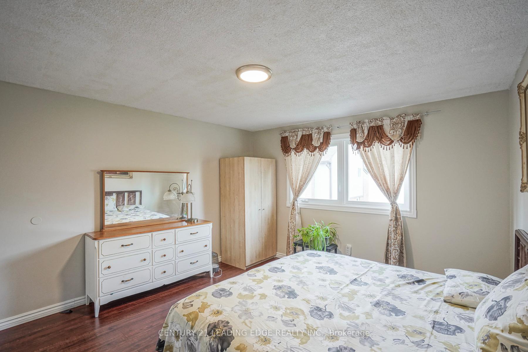 Photo 26 of Unit Upper, 29 Junewood Crescent, Brampton, Northgate — HOMEH