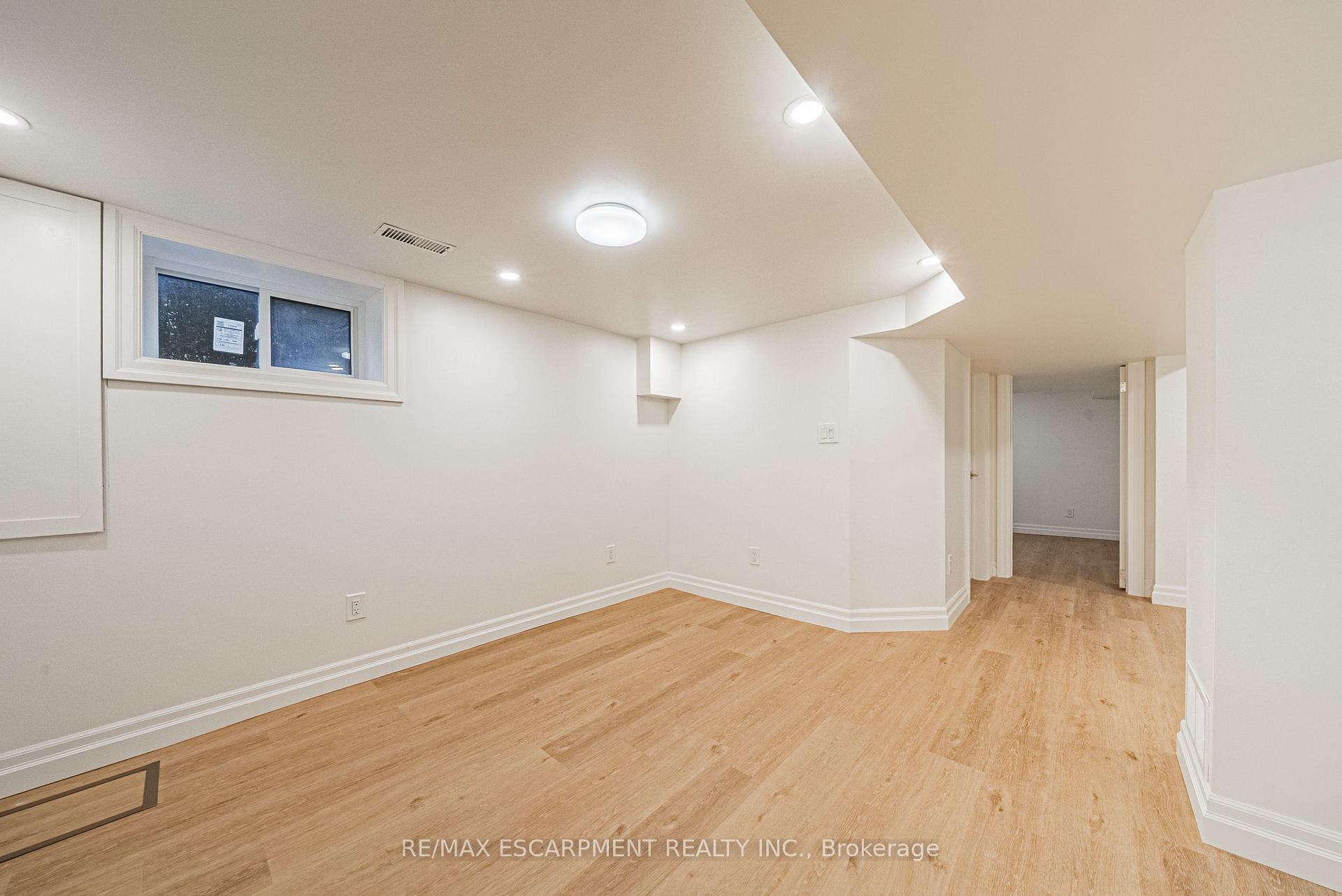 Photo 9 of Unit Lower, 113 Erin Avenue, Hamilton, Rosedale — HOMEH