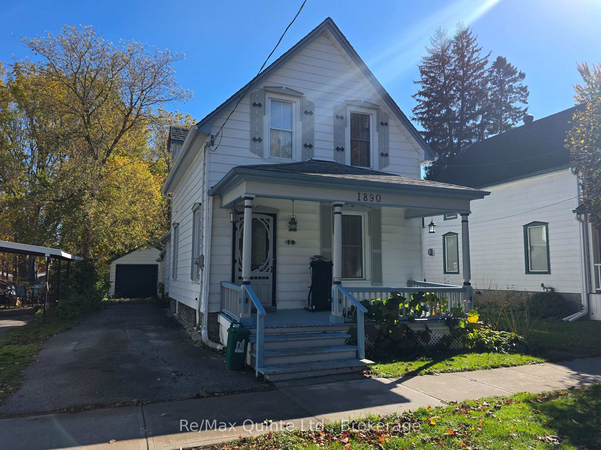 Photo 2 of 10 Jane Street, Prince Edward County, Picton Ward — HOMEH