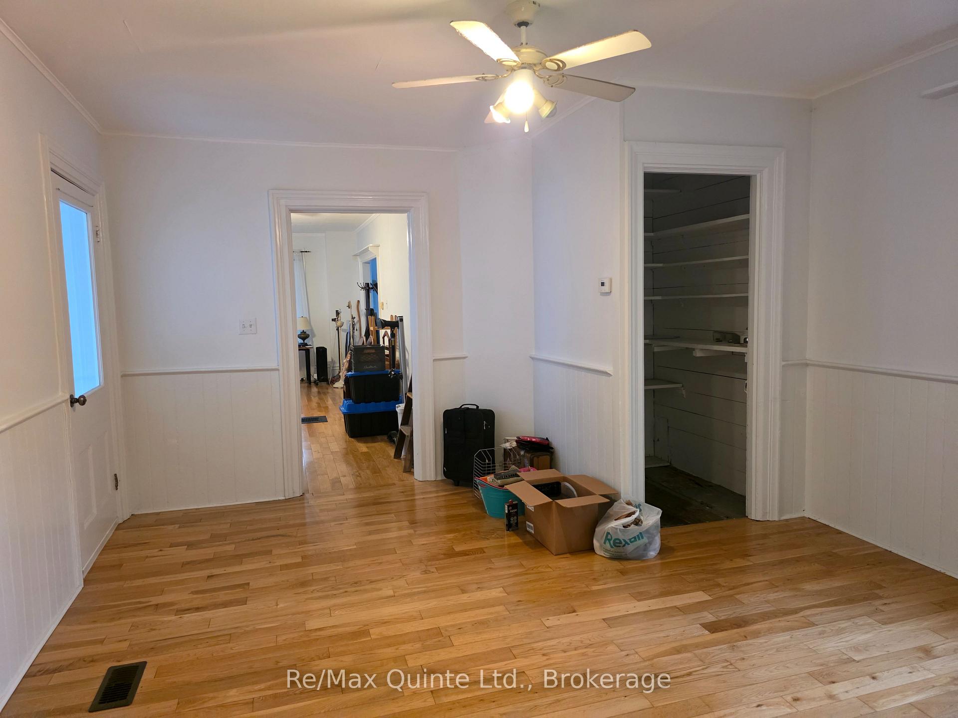 Photo 8 of 10 Jane Street, Prince Edward County, Picton Ward — HOMEH