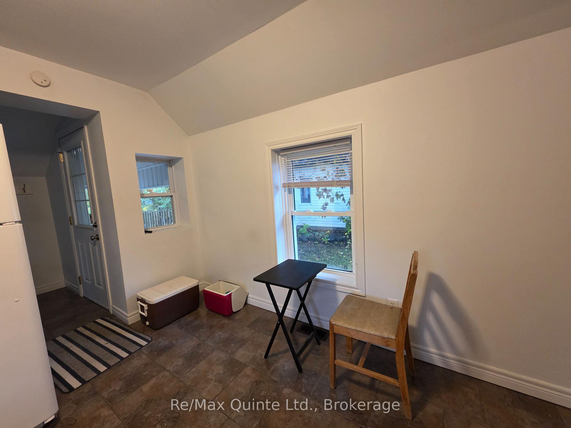 Photo 11 of 10 Jane Street, Prince Edward County, Picton Ward — HOMEH