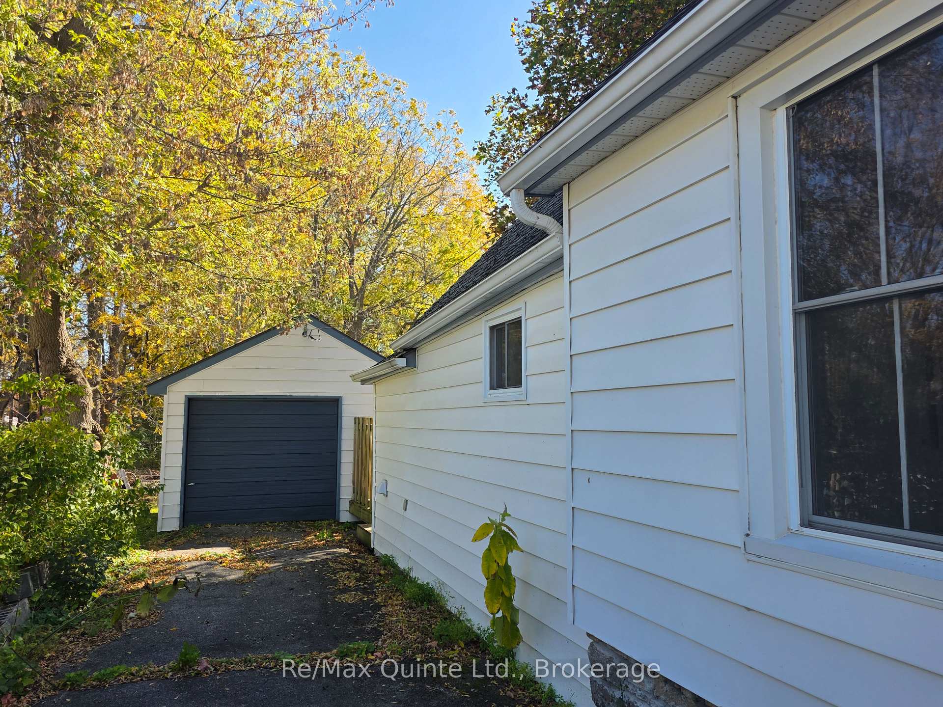 Photo 22 of 10 Jane Street, Prince Edward County, Picton Ward — HOMEH