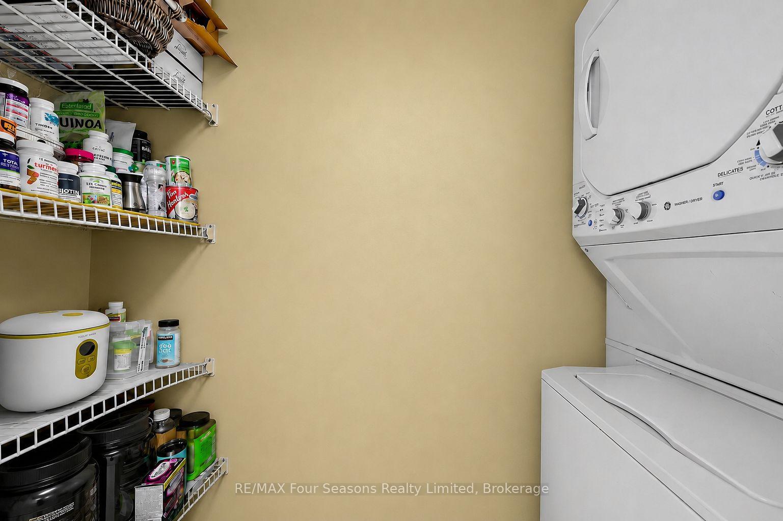 Photo 17 of Unit 839, 34 Dawson Drive, Collingwood — HOMEH