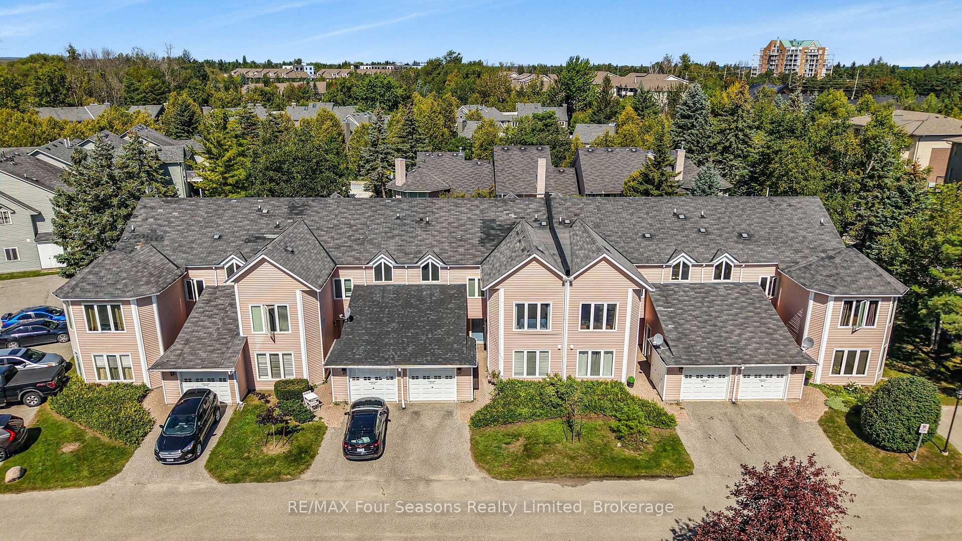 Photo 18 of Unit 839, 34 Dawson Drive, Collingwood — HOMEH