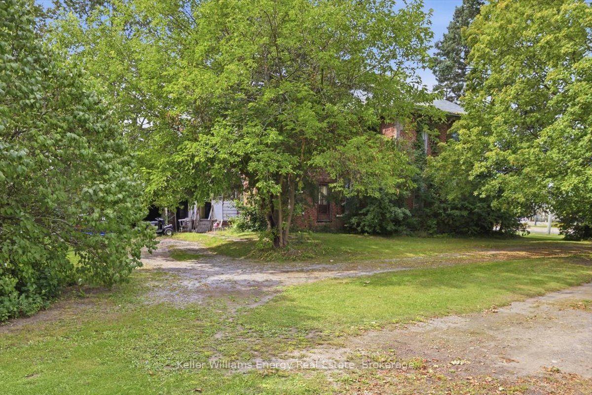 Photo 7 of 2337 Hwy 2, Clarington, Bowmanville — HOMEH