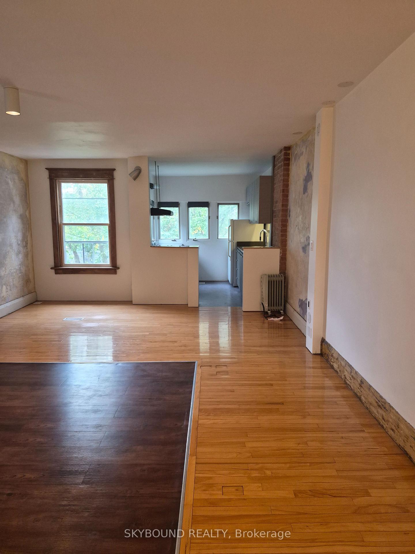 Photo 1 of Unit # Upper, 122 Arundel Avenue, Toronto, Playter Estates-Danforth — HOMEH