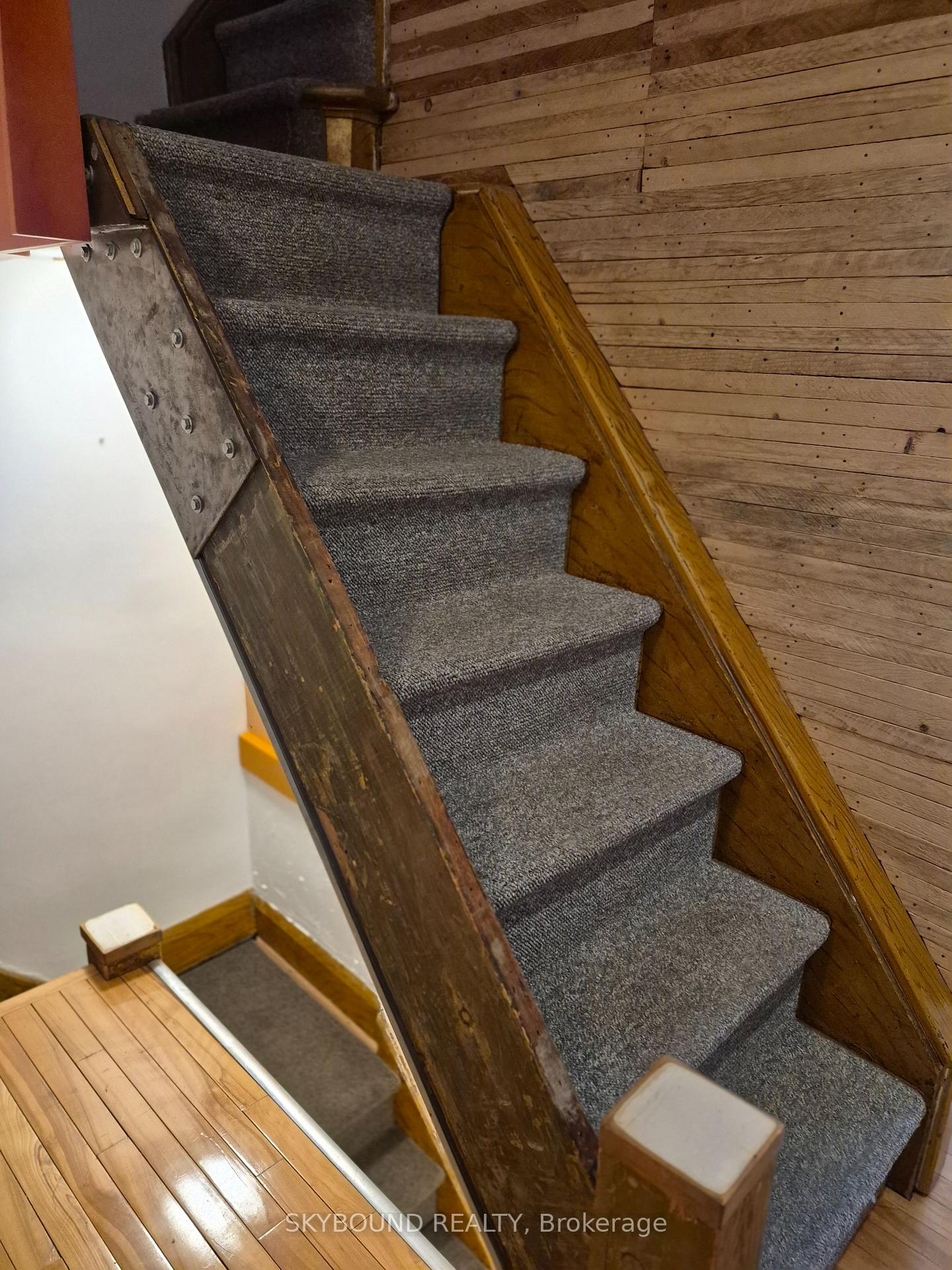 Photo 11 of Unit # Upper, 122 Arundel Avenue, Toronto, Playter Estates-Danforth — HOMEH