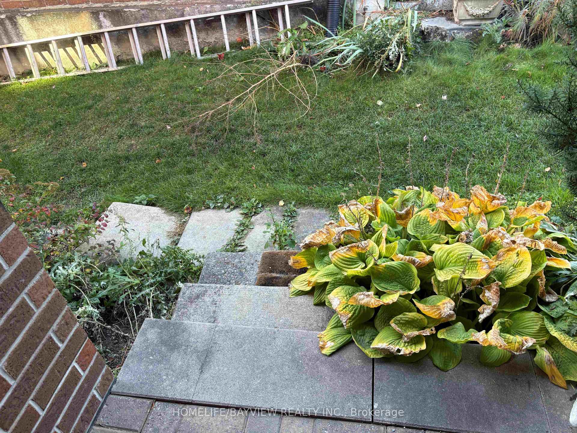 Photo 8 of 271 John Bowser Crescent, Newmarket, Glenway Estates — HOMEH