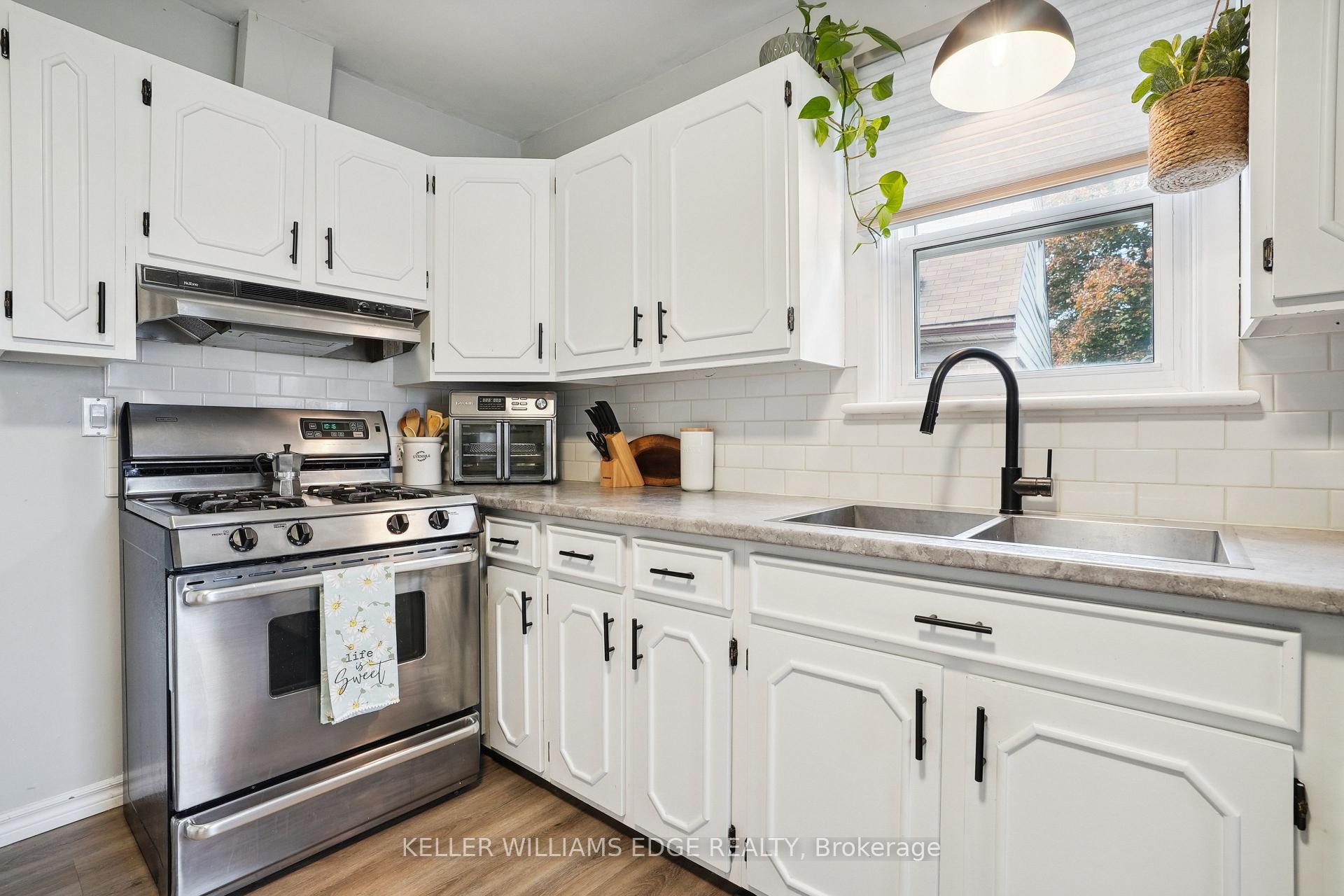 Photo 15 of Unit Upper, 13 Beaucourt Place, Hamilton, Ainslie Wood — HOMEH