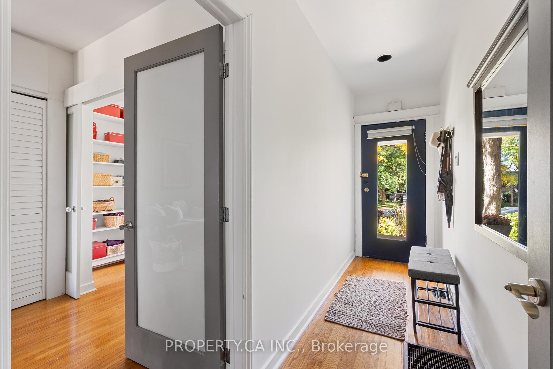 Photo 2 of 620 Crawford Street, Toronto, Palmerston-Little Italy — HOMEH