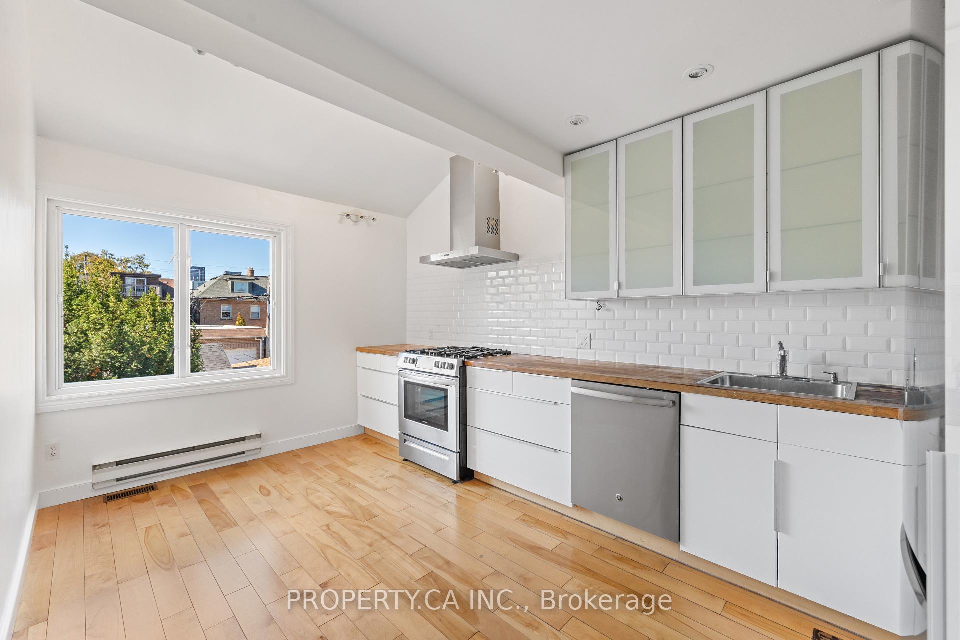 Photo 25 of 620 Crawford Street, Toronto, Palmerston-Little Italy — HOMEH