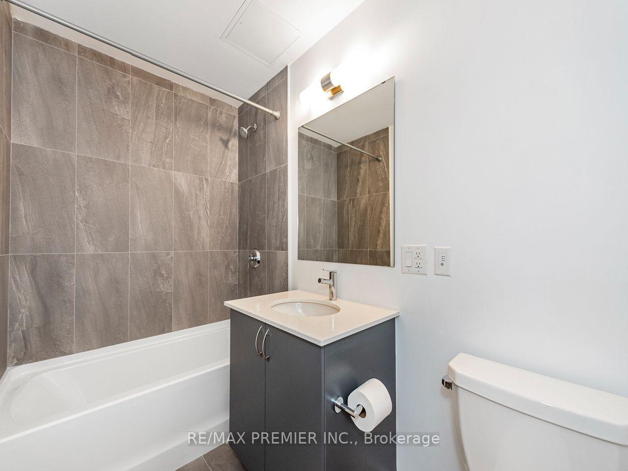 Photo 8 of Unit 408, 56 Lakeside Terrace, Barrie, Little Lake — HOMEH