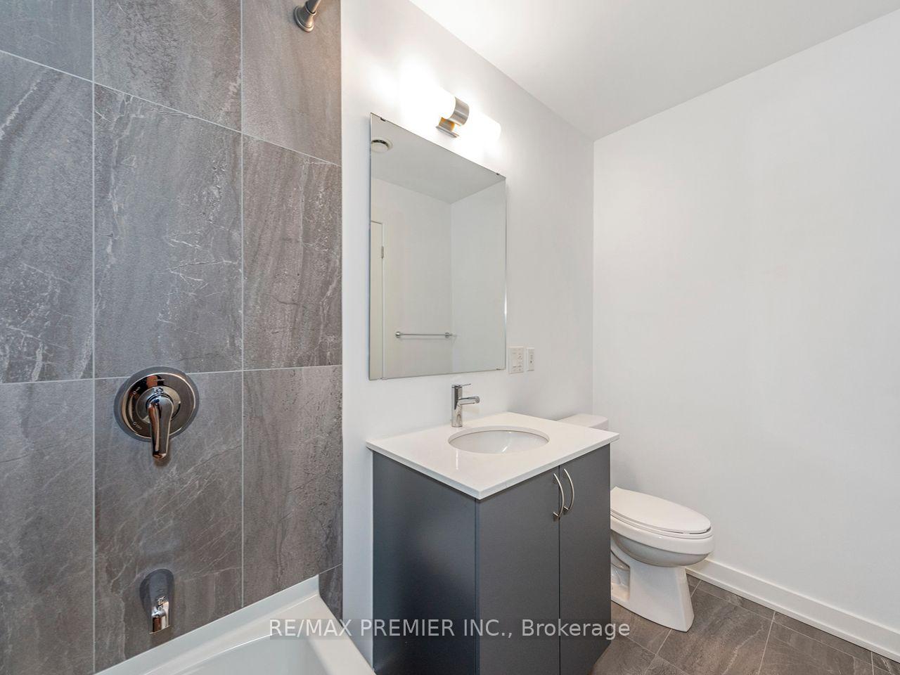 Photo 9 of Unit 408, 56 Lakeside Terrace, Barrie, Little Lake — HOMEH