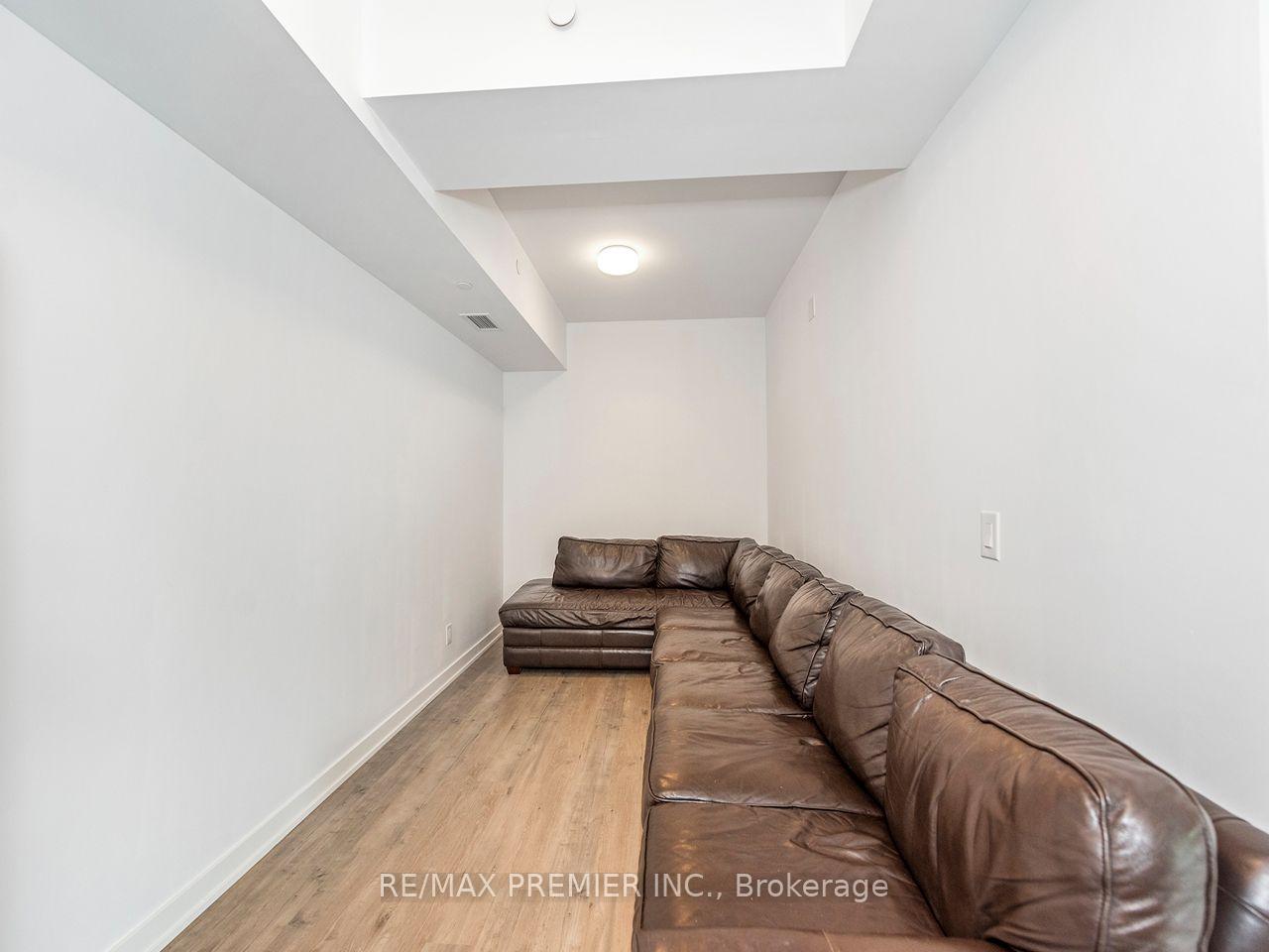 Photo 14 of Unit 408, 56 Lakeside Terrace, Barrie, Little Lake — HOMEH
