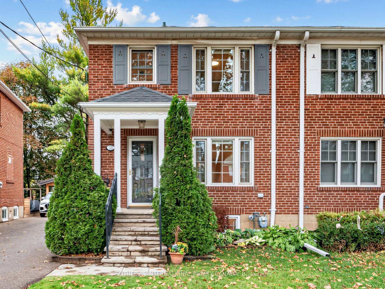 Photo 2 of 22 Thursfield Crescent, Toronto, Leaside — HOMEH