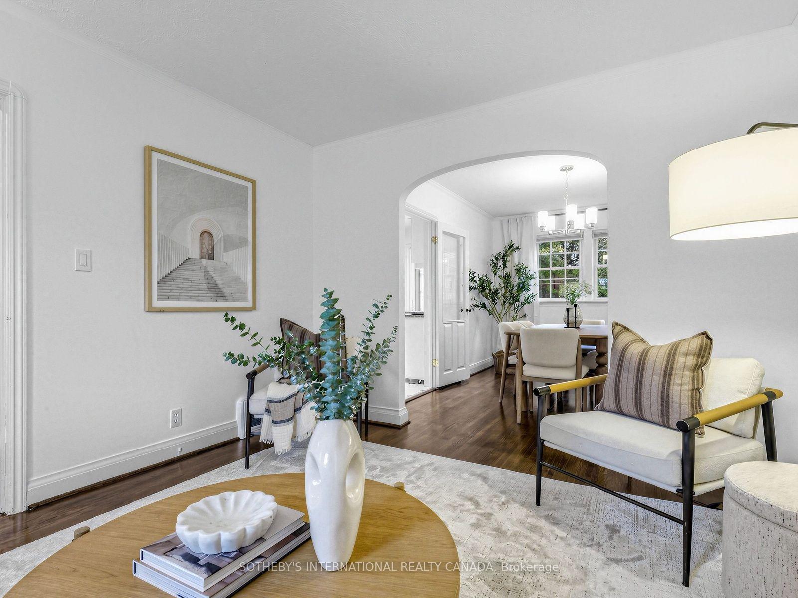 Photo 7 of 22 Thursfield Crescent, Toronto, Leaside — HOMEH