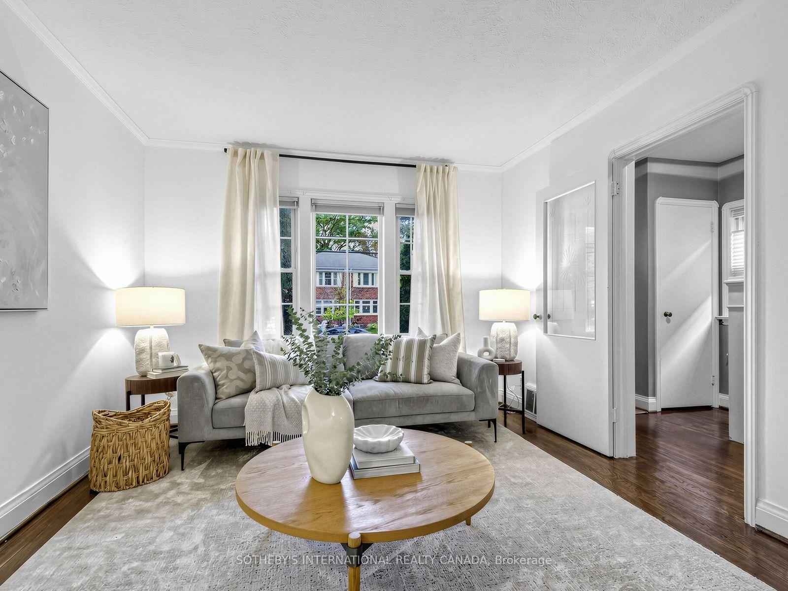 Photo 9 of 22 Thursfield Crescent, Toronto, Leaside — HOMEH