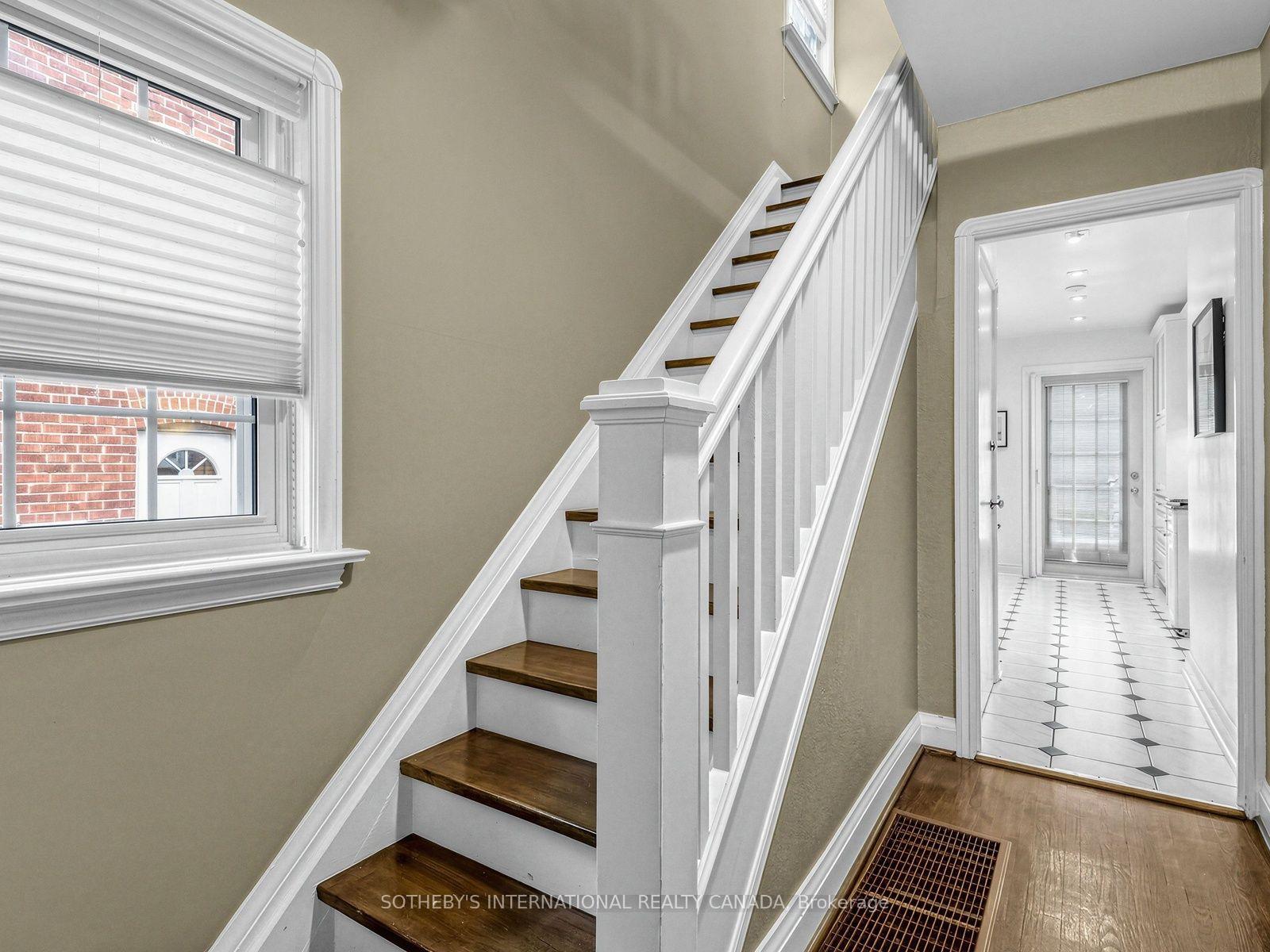 Photo 16 of 22 Thursfield Crescent, Toronto, Leaside — HOMEH