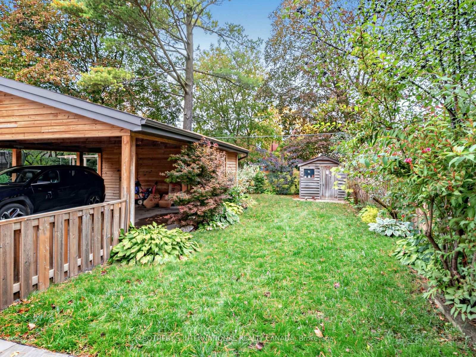 Photo 32 of 22 Thursfield Crescent, Toronto, Leaside — HOMEH