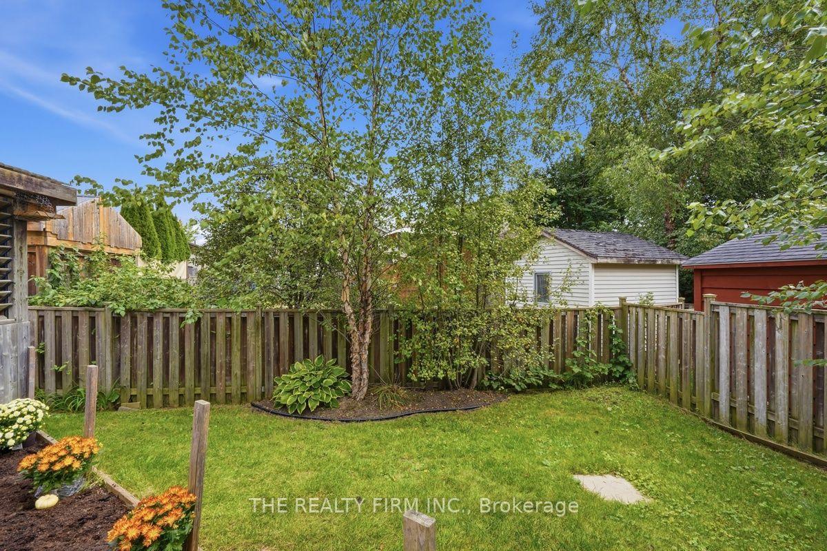 Photo 40 of 755 Marigold Street, London, North C — HOMEH