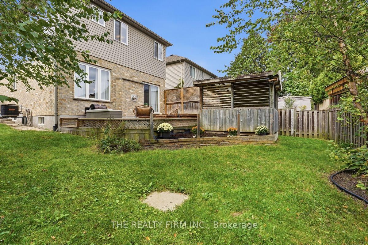 Photo 43 of 755 Marigold Street, London, North C — HOMEH