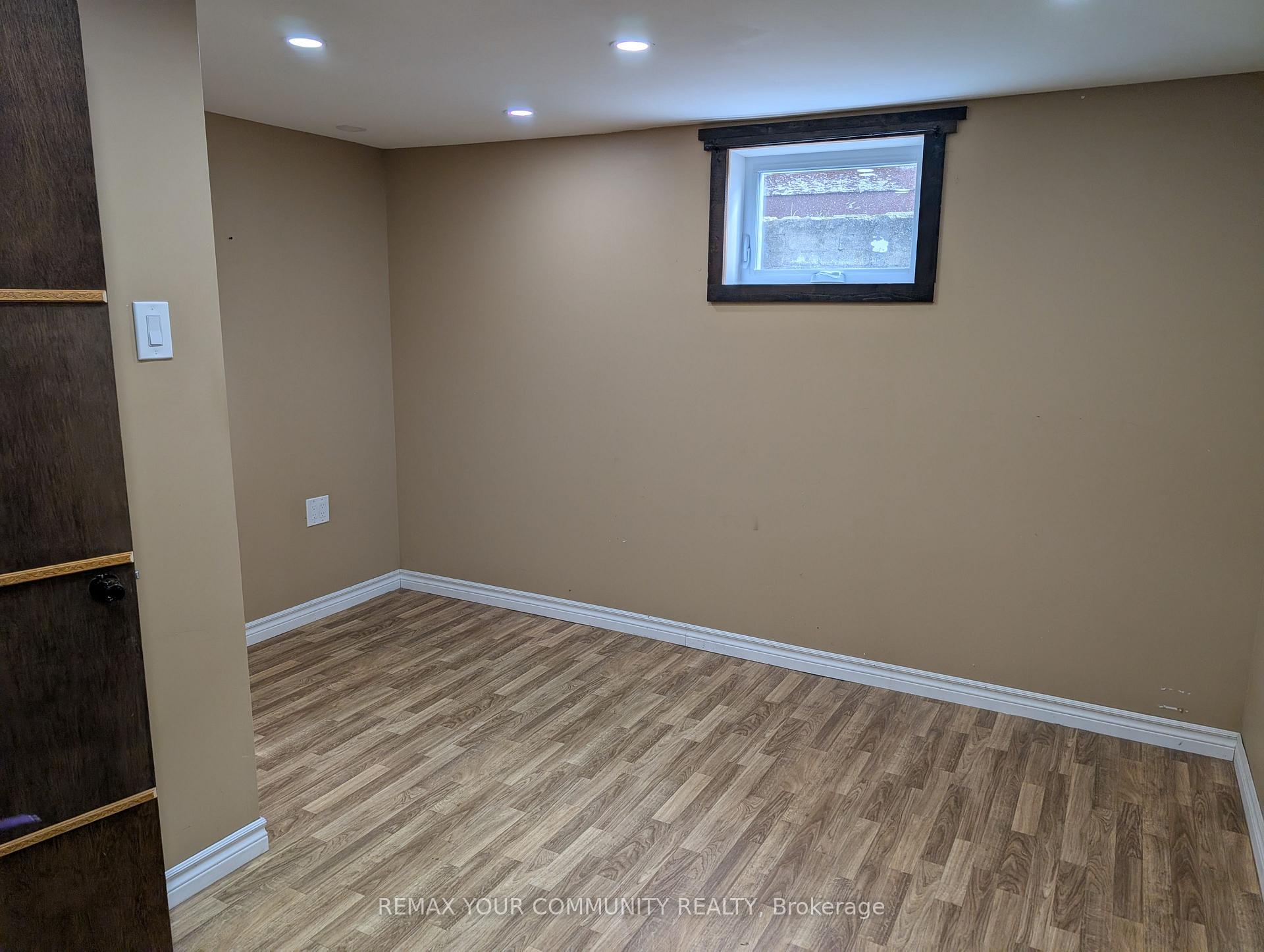 Photo 4 of Unit Basement, 1 Knowlton Drive, Scarborough, Scarborough Village — HOMEH