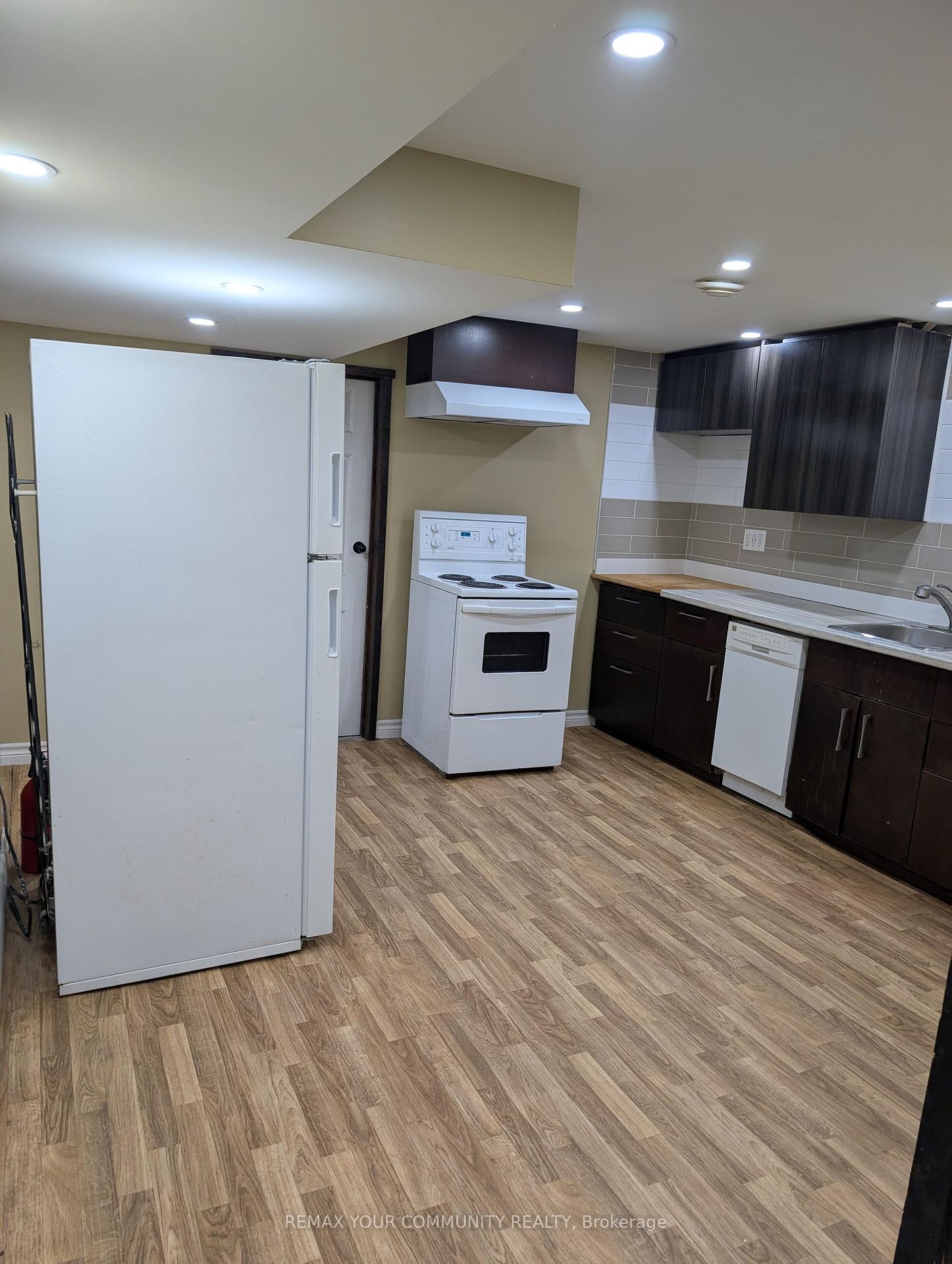 Photo 12 of Unit Basement, 1 Knowlton Drive, Scarborough, Scarborough Village — HOMEH