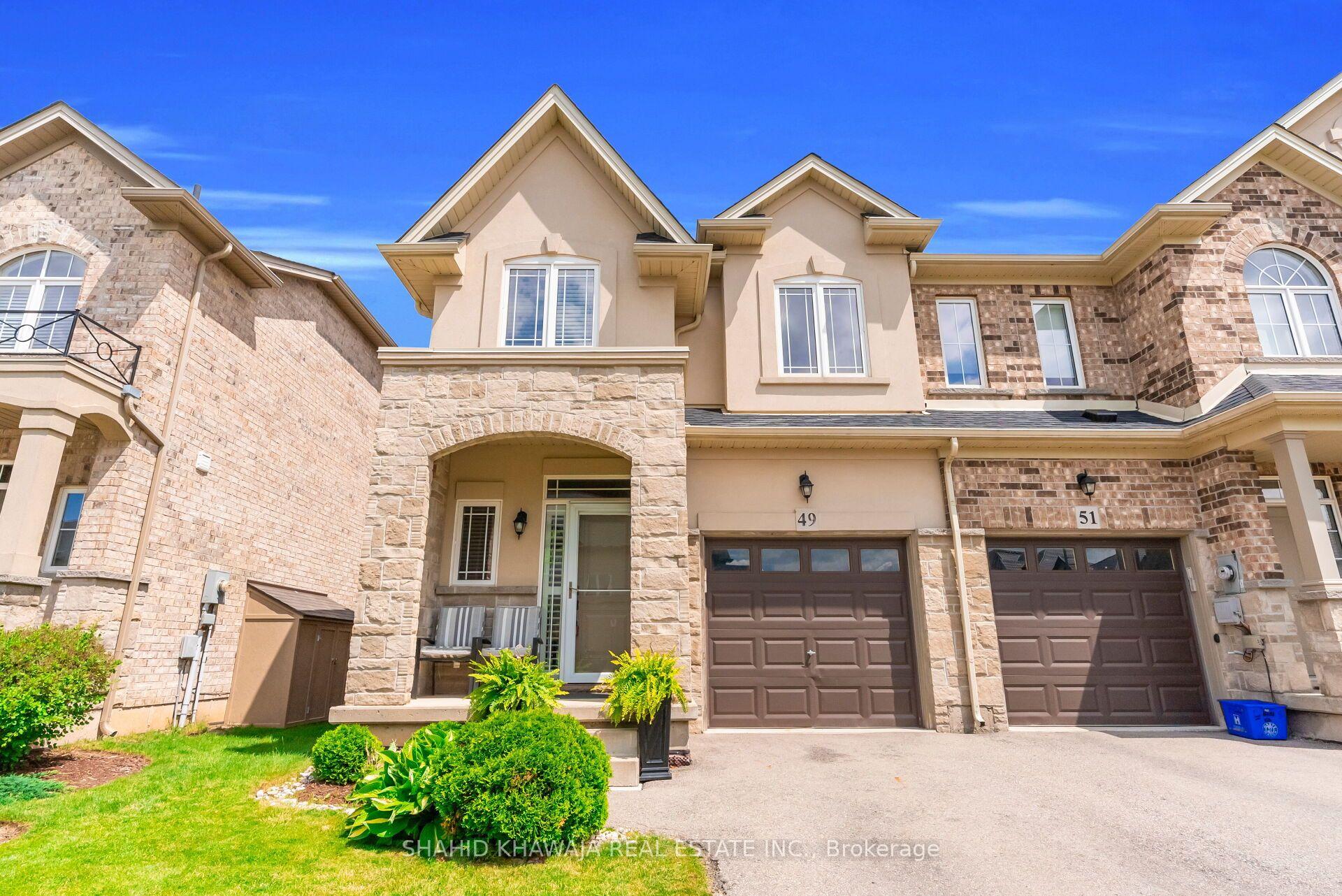 Photo 1 of 49 Candlewood Court, Hamilton, Stoney Creek Mountain — HOMEH
