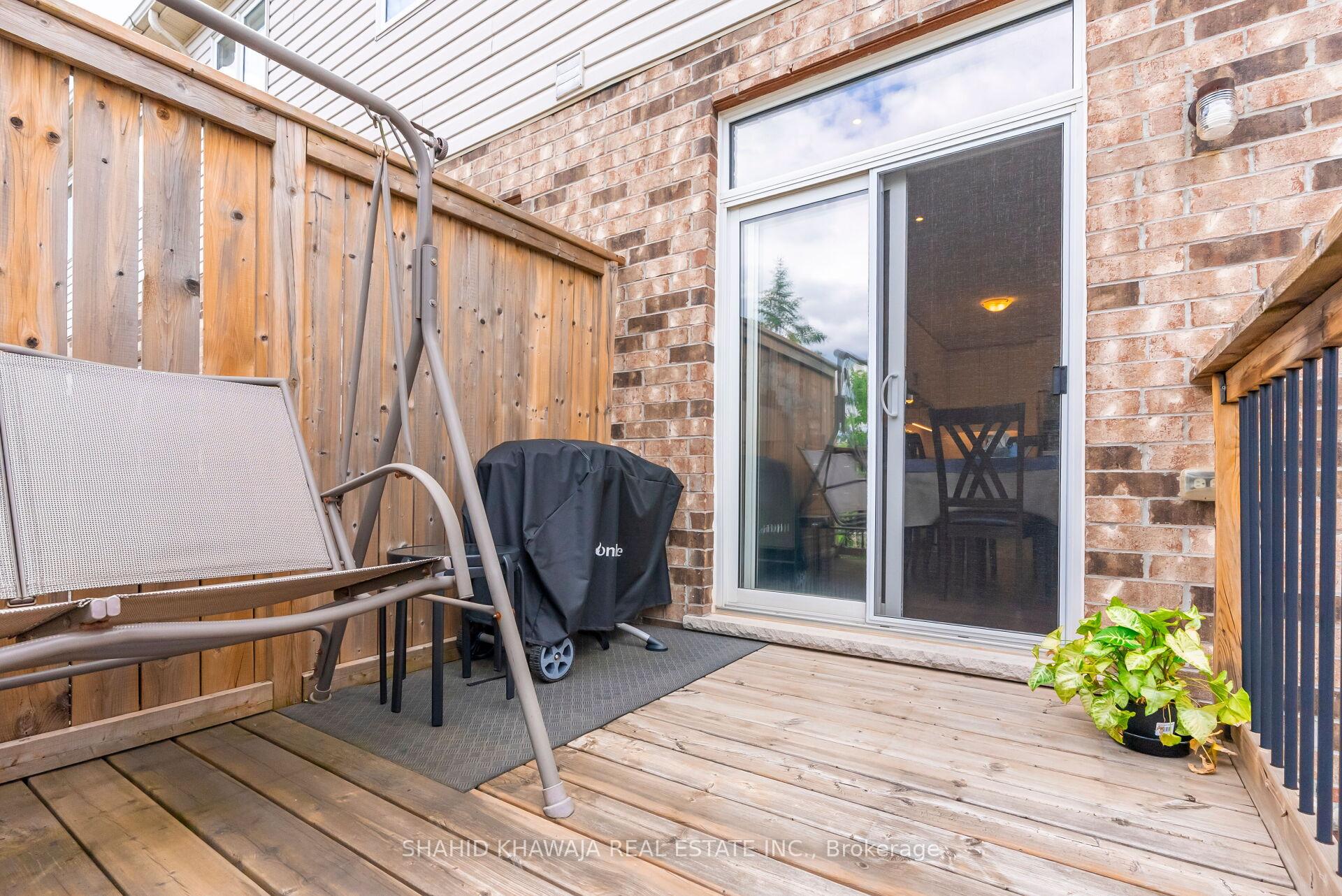 Photo 19 of 49 Candlewood Court, Hamilton, Stoney Creek Mountain — HOMEH