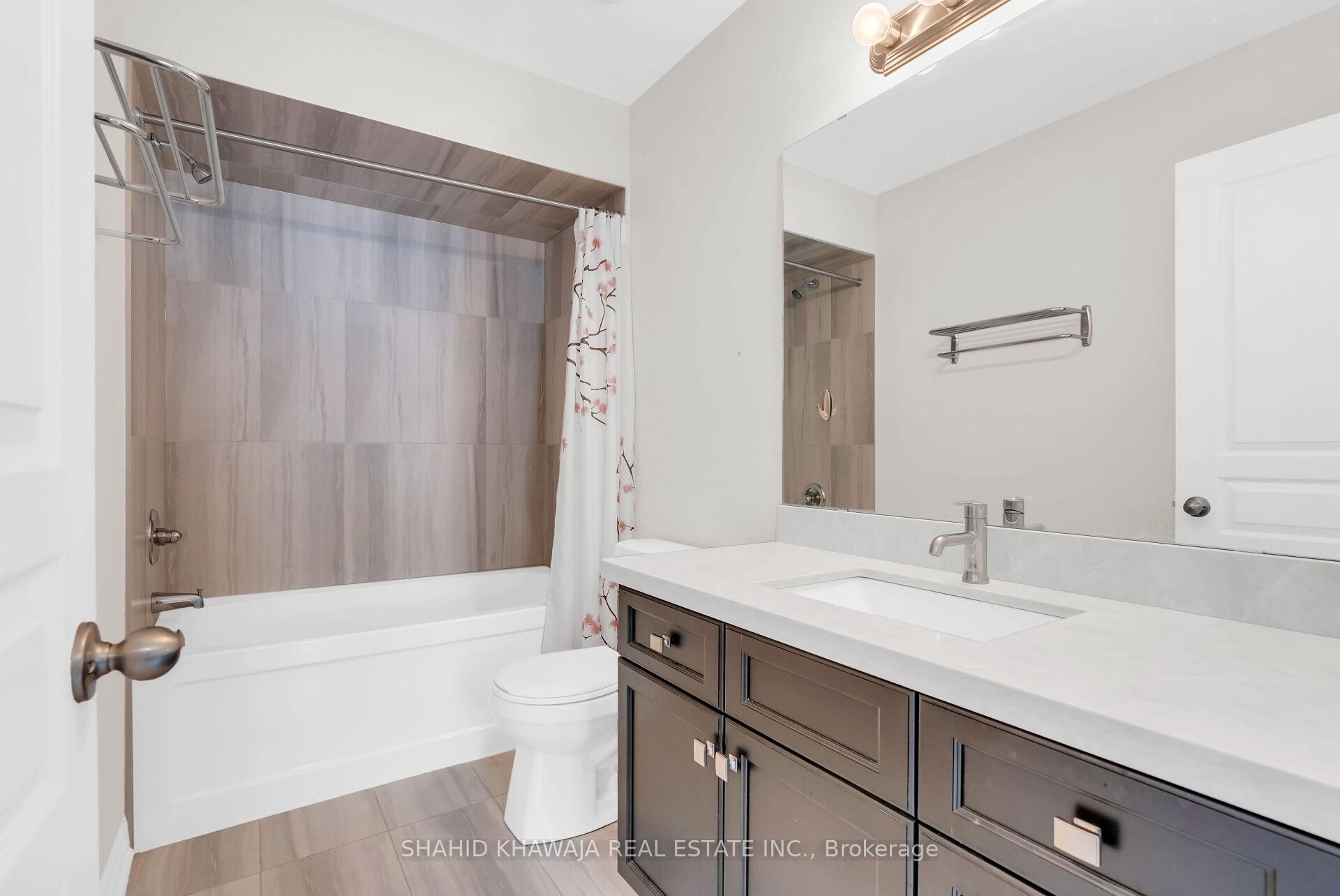 Photo 31 of 49 Candlewood Court, Hamilton, Stoney Creek Mountain — HOMEH