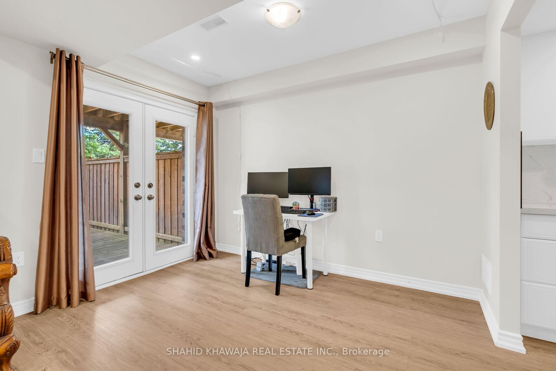 Photo 37 of 49 Candlewood Court, Hamilton, Stoney Creek Mountain — HOMEH