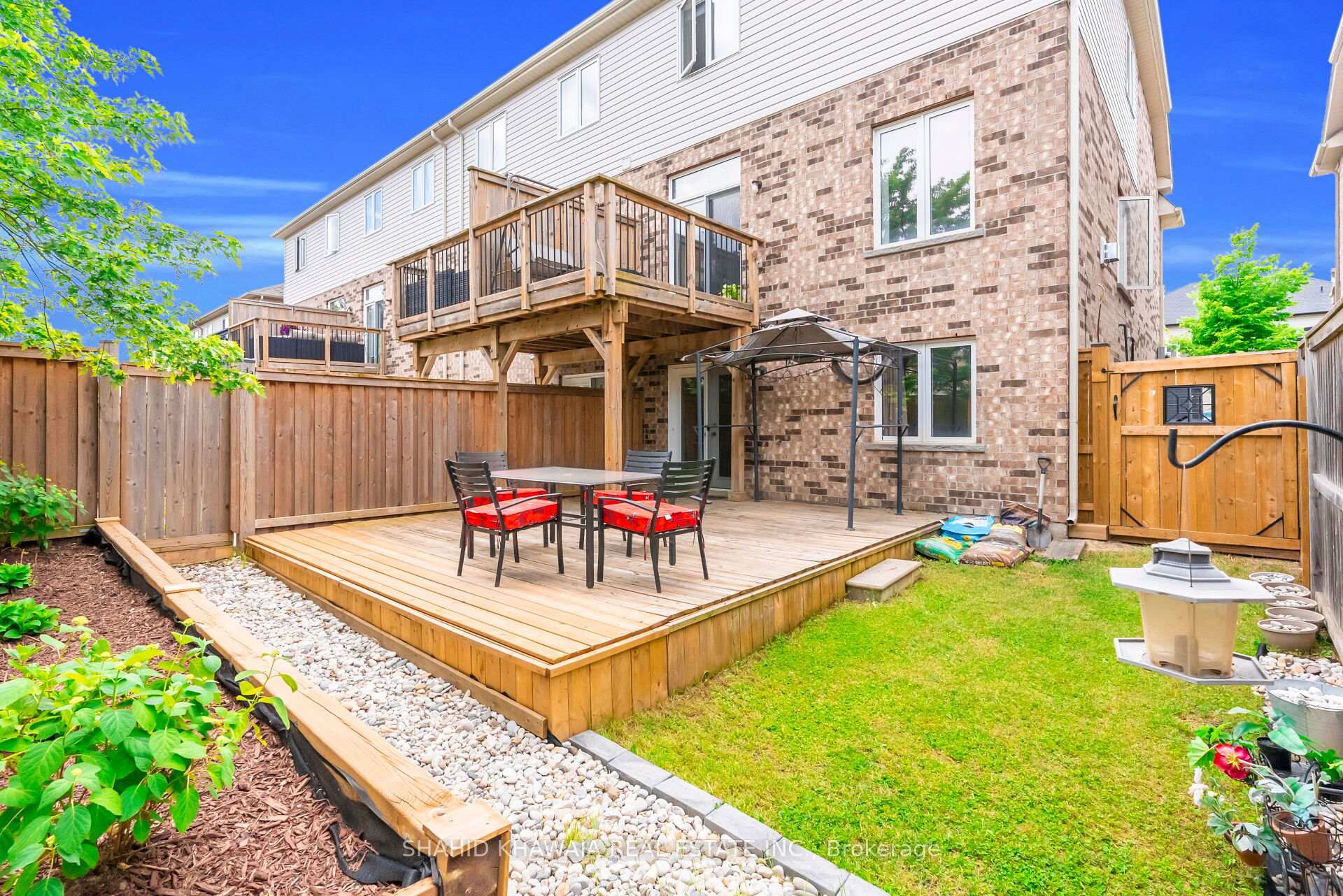 Photo 43 of 49 Candlewood Court, Hamilton, Stoney Creek Mountain — HOMEH