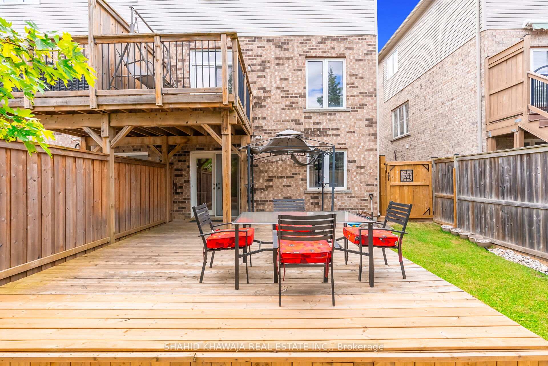Photo 45 of 49 Candlewood Court, Hamilton, Stoney Creek Mountain — HOMEH