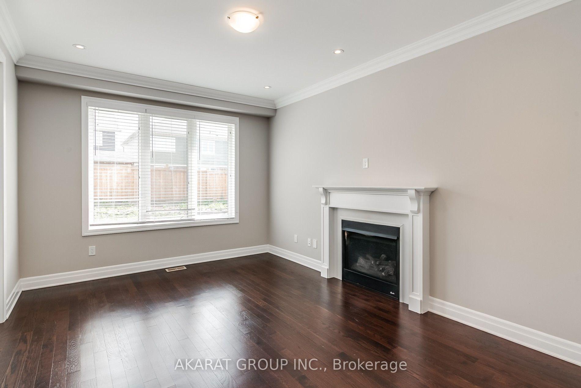 Photo 8 of 31 Pickett Place, Cambridge, Silver Heights — HOMEH