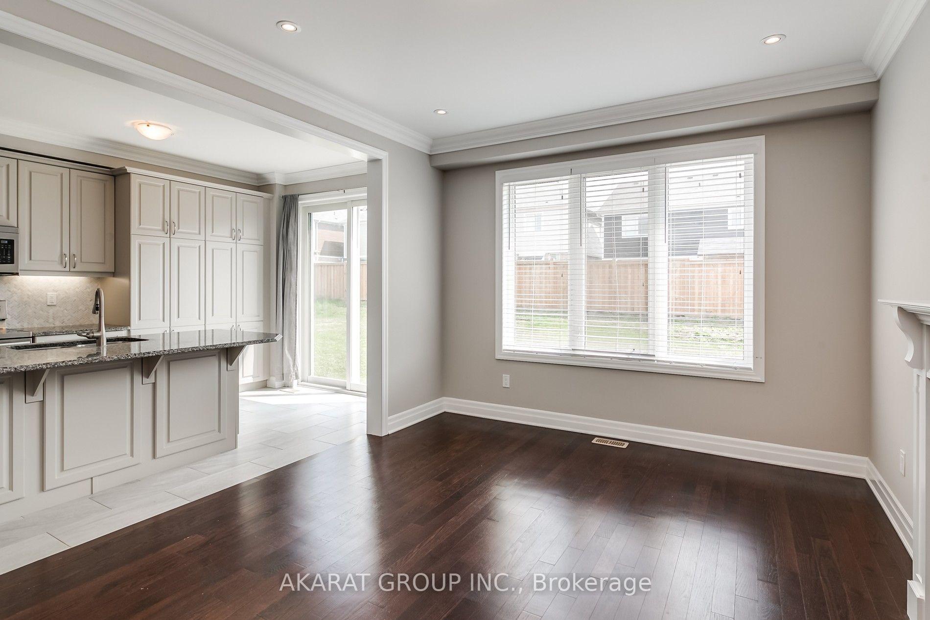 Photo 9 of 31 Pickett Place, Cambridge, Silver Heights — HOMEH