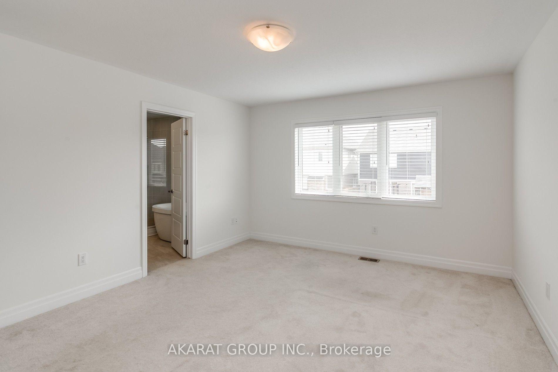 Photo 23 of 31 Pickett Place, Cambridge, Silver Heights — HOMEH