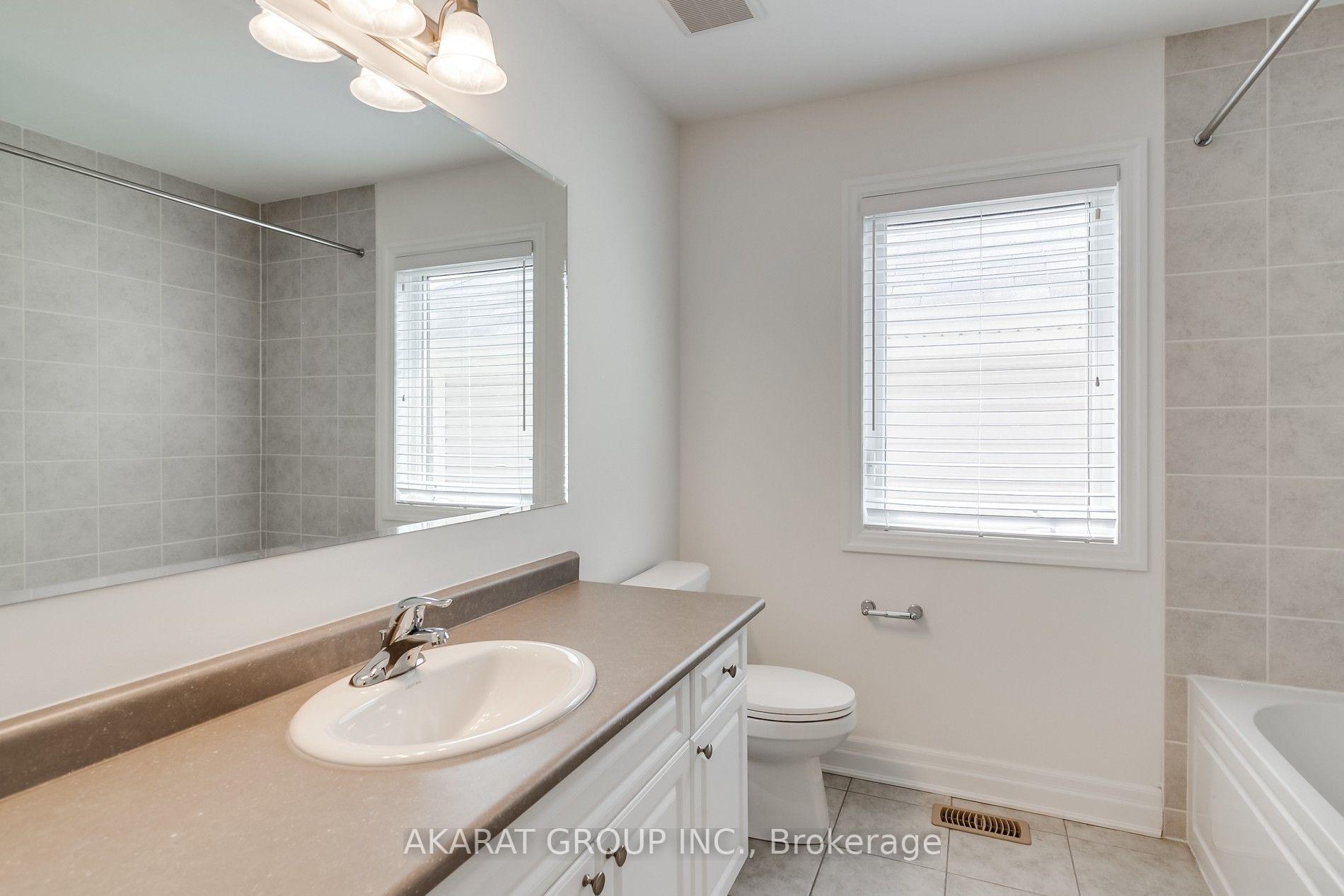 Photo 36 of 31 Pickett Place, Cambridge, Silver Heights — HOMEH