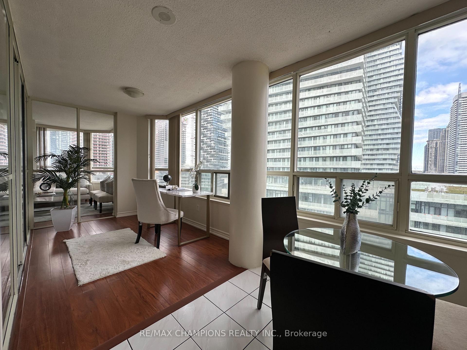Photo 9 of Unit 1204, 400 Webb Drive, Mississauga, City Centre — HOMEH