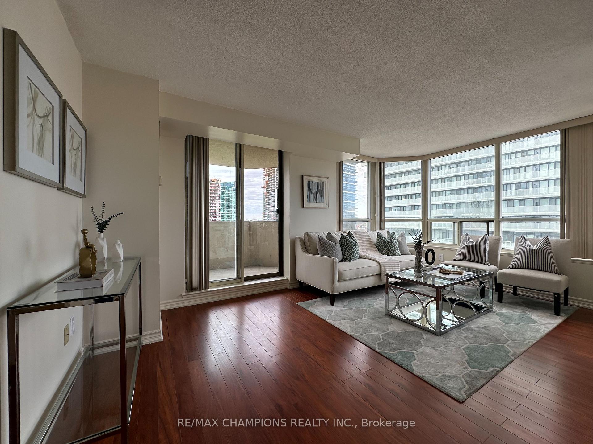 Photo 12 of Unit 1204, 400 Webb Drive, Mississauga, City Centre — HOMEH