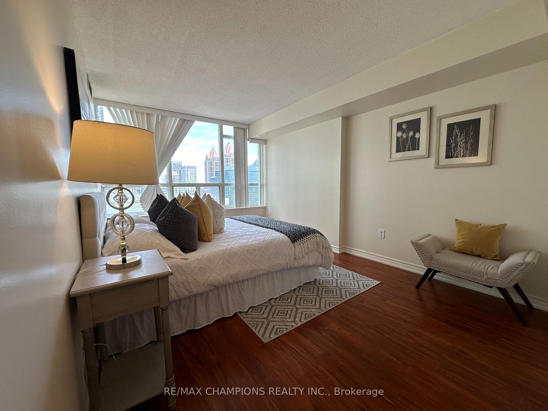 Photo 14 of Unit 1204, 400 Webb Drive, Mississauga, City Centre — HOMEH
