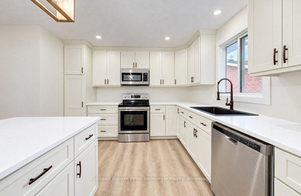 Photo 8 of 15 George Street, Brockton — HOMEH