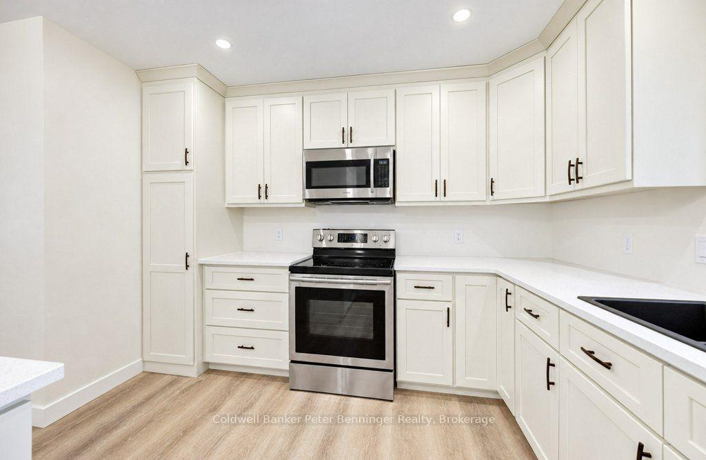 Photo 9 of 15 George Street, Brockton — HOMEH