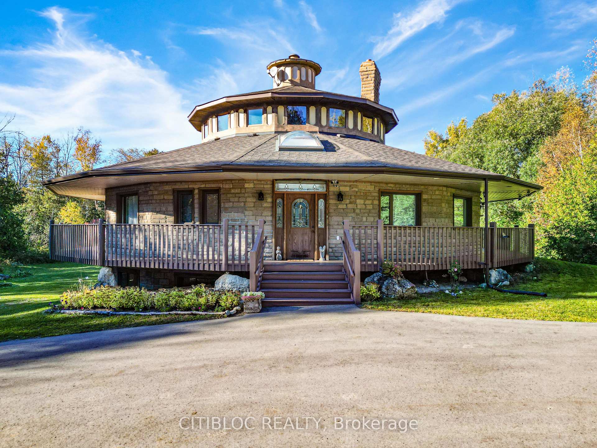Front of 9394 County Rd 1