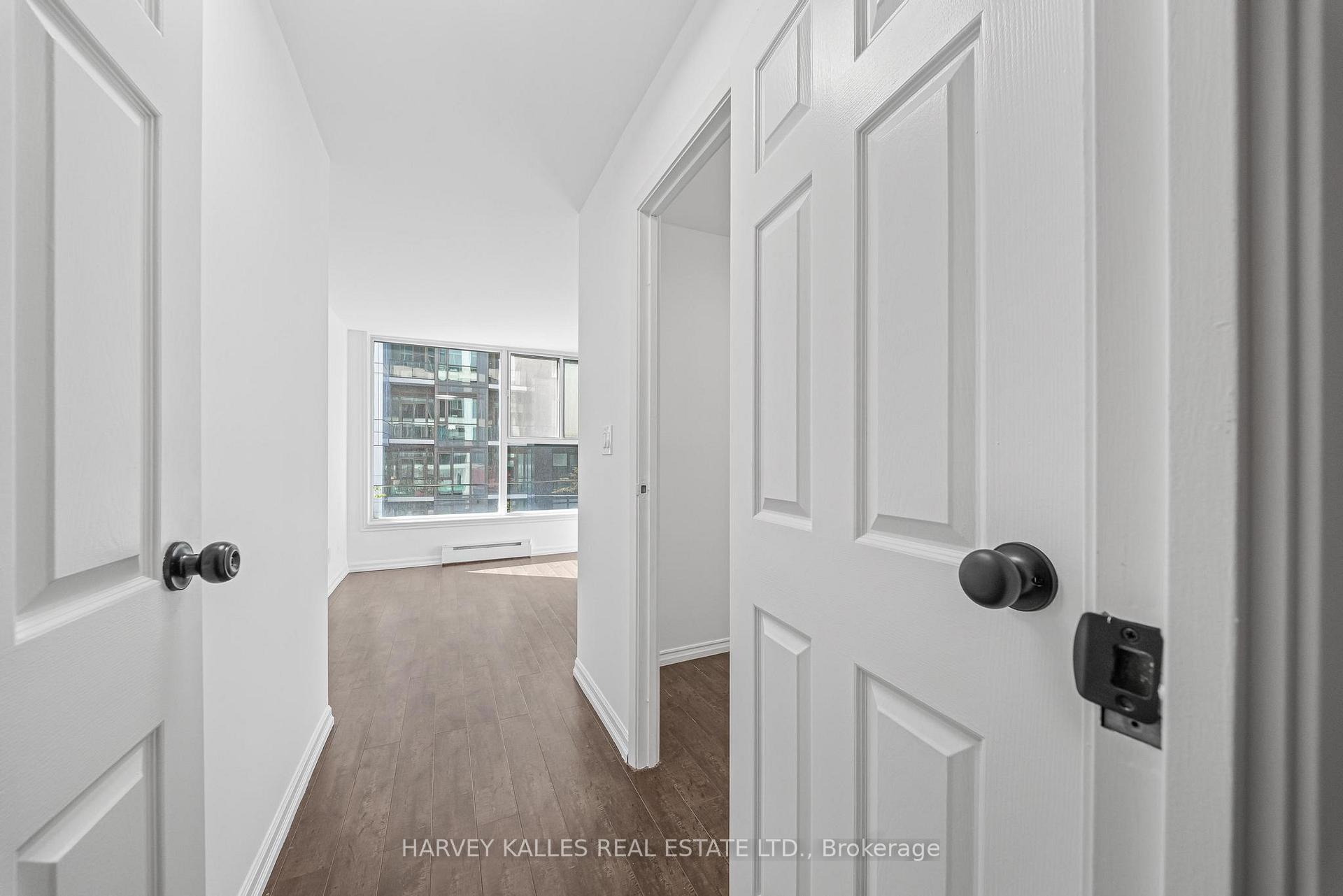 Photo 10 of Unit 214, 222 The Esplanade, Toronto, Waterfront Communities — HOMEH