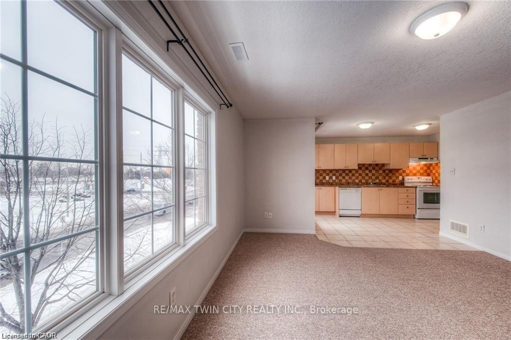 Photo 7 of Unit A7, 12 Holborn Drive, Kitchener, Stanley Park — HOMEH