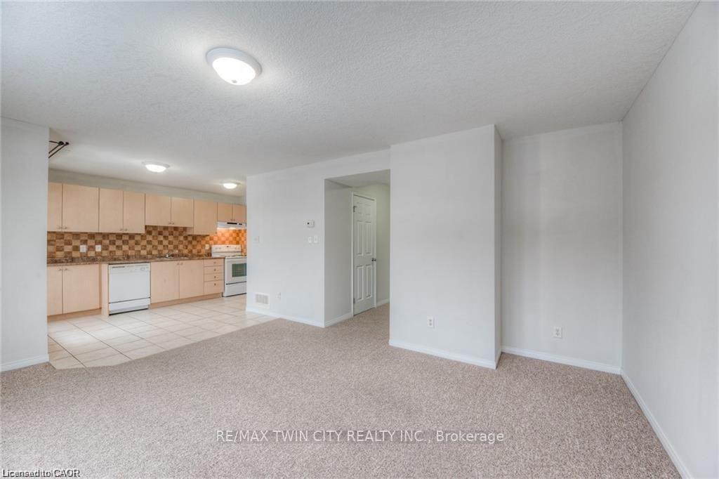 Photo 8 of Unit A7, 12 Holborn Drive, Kitchener, Stanley Park — HOMEH